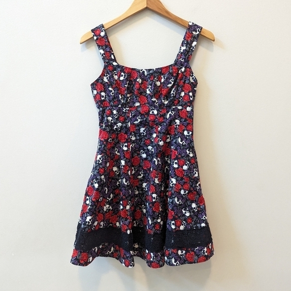 Hot Topic Skull Rose Print  Mini Skater Dress - Picture 1 of 13